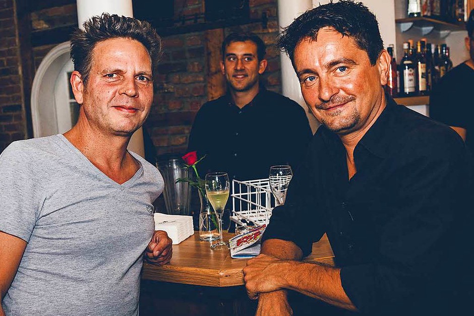 Am Freitag feierte die Bar "Lebemann" in der Habsburgerstraße Eröffnung. Es gab Cocktails und Wurstsalat. (Foto: FABIO TESTA) Am Freitag feierte die Bar "Lebemann" in der Habsburgerstraße Eröffnung. Es gab Cocktails und Wurstsalat. (Foto: FABIO TESTA)