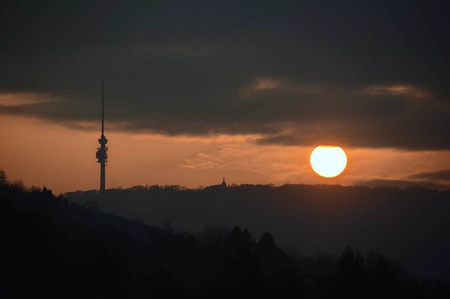 Auch von Weitem ein Blickfang: der Chrischona-Fernsehturm  | Foto: Hannes Lauber