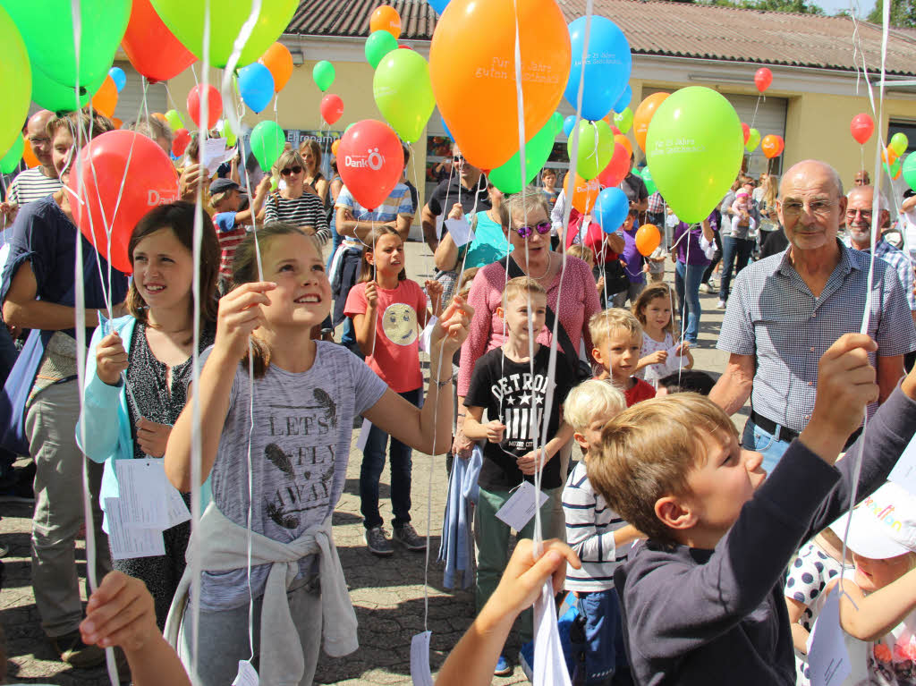 Die groe Attraktion im KInderprogramm am Montag des Schwibogefestes ist der Ballonwettbewerb.