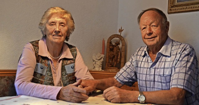 Viele Erinnerungen an ihre Gste haben...und Hans-Otto Maier aus Menzenschwand.  | Foto: Christiane Sahli