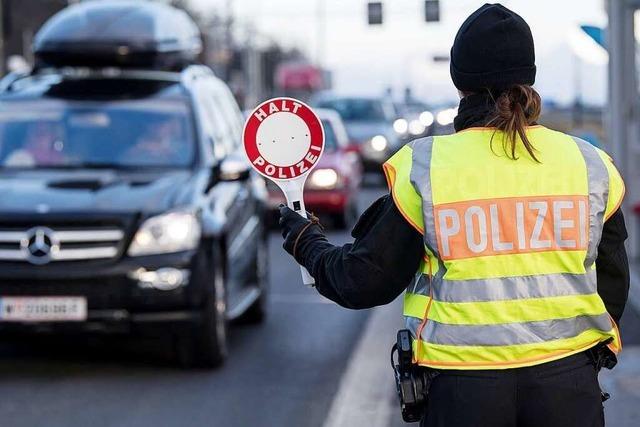 Wie stehen die Kandidaten im Wahlkreis Lrrach-Mllheim zu Kontrollen an der Schweizer Grenze?