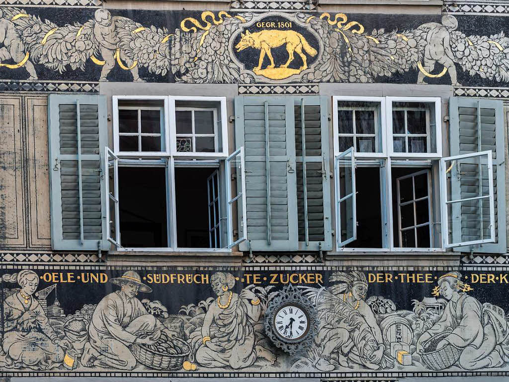Franz Wieber: Fassade von einem Basler Kaffee-und Teehaus.