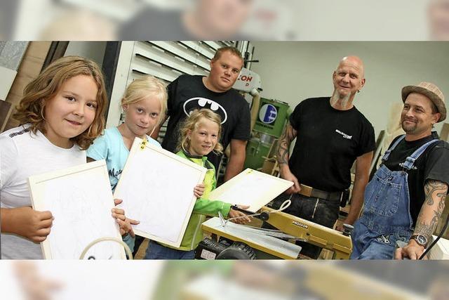 In der Ferien-Lehre bei Handwerkern