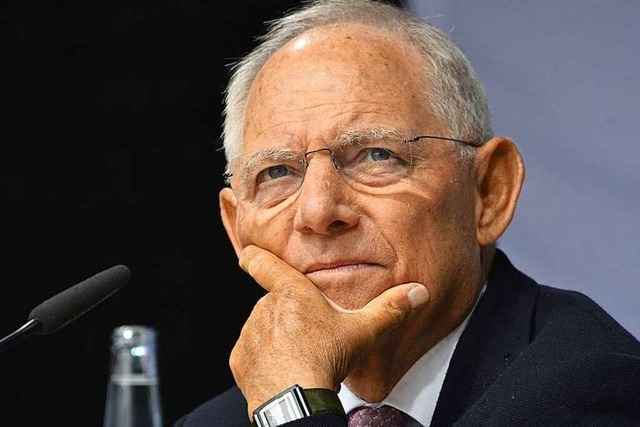 Wolfgang Sch�uble pl�diert beim BZ-Wahltag in Freiburg f�r mehr Europa