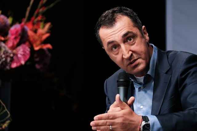 �zdemir nennt Erdogan einen Geiselnehmer beim BZ-Wahltag in Freiburg