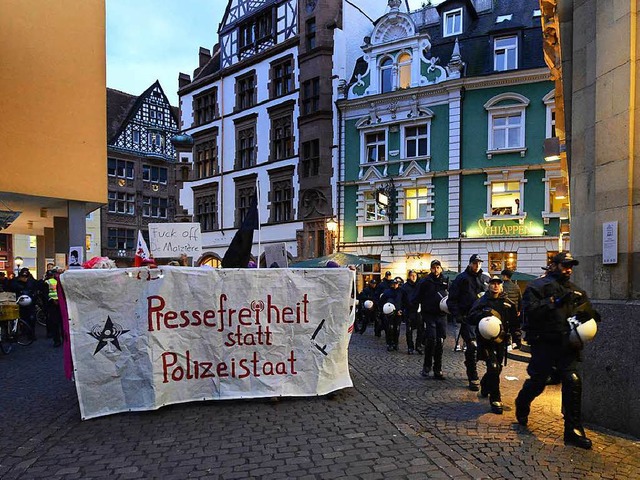 Demonstration gegen Verbot von Indymedia am Samstag  | Foto: Ingo Schneider