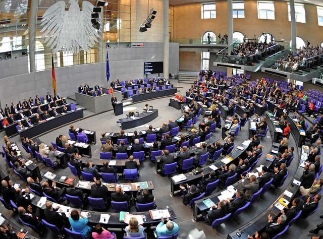 Am 24. September wird der Bundestag ne...enschen knnen daran nicht teilnehmen.  | Foto: dpa