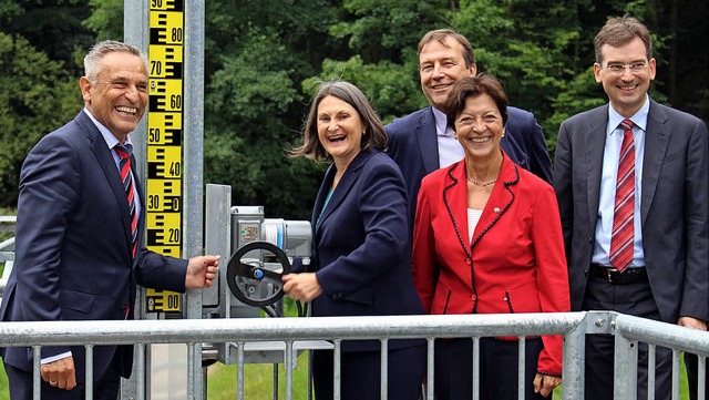 Ausgesprochen freudig ffneten Brgerm...rtreter Nikolas Stoermer attestieren.   | Foto: Reiner Beschorner