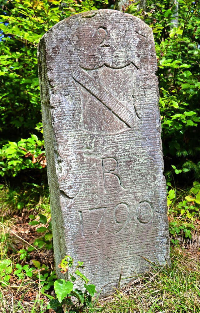 Alter Grenzstein am Wanderweg zur Hohen Mhr.   | Foto: Paul Berger