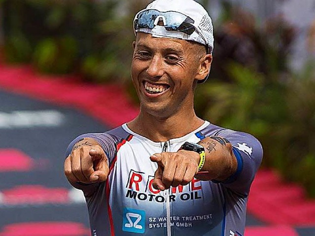 Diese Pose wird es in diesem Jahr auf ... verletzt beim Ironman am 14. Oktober.  | Foto: Ingo Kutsche