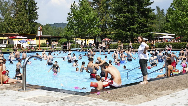 Ein Bild wie dieses im Juni gab es rec...on rund 70 000 Badegsten am Sonntag.   | Foto: Ralph Lacher