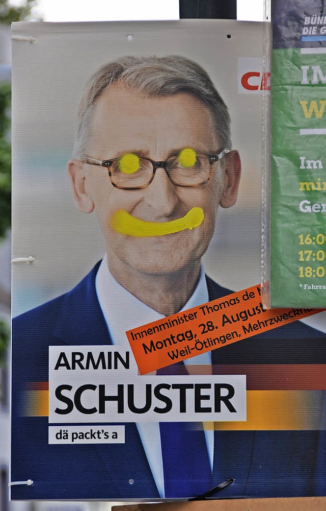 Armin Schuster mit gelben Augen und  Mund.   | Foto: Gramespacher