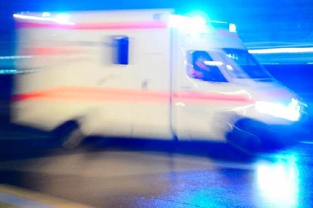 Fahrradfahrerin stürzt in Bad Säckingen – Verdacht auf Schlüsselbeinbruch