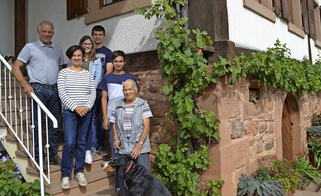 Familie der Neuzeit: Robert und Patric...Maria Himmelsbach mit Hofhndin Lissi   | Foto: Beate Zehnle-Lehmann