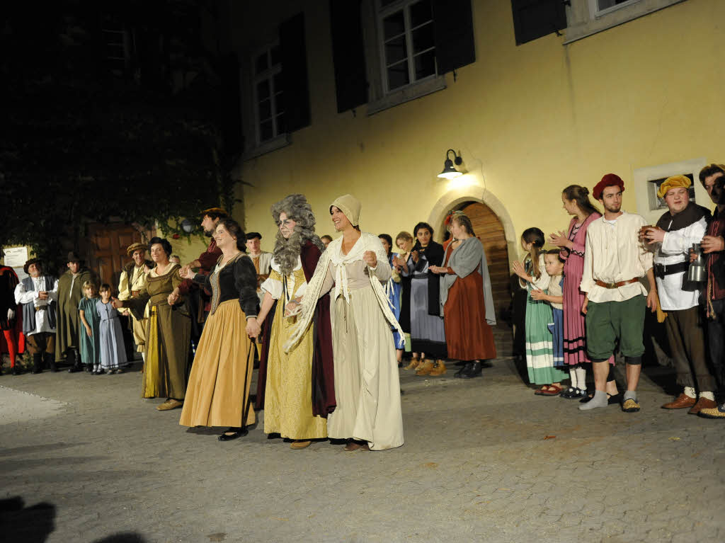 Der Klassiker am Freitagabend: „Doktor Faustens Tod“, das Staufener Heimatspiel im Innenhof des Stadtschlosses