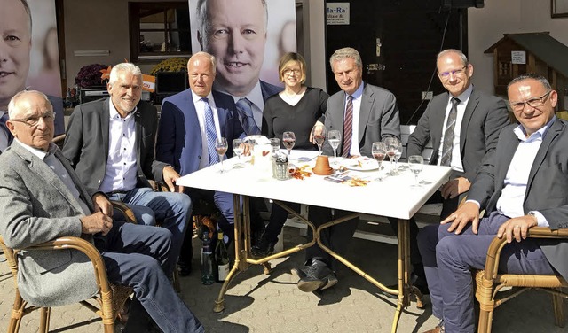 Wahlkampftermin in Weisweil mit Erich ...r, Michael Baumann und  Marcel Schwehr  | Foto: Dominique Wei