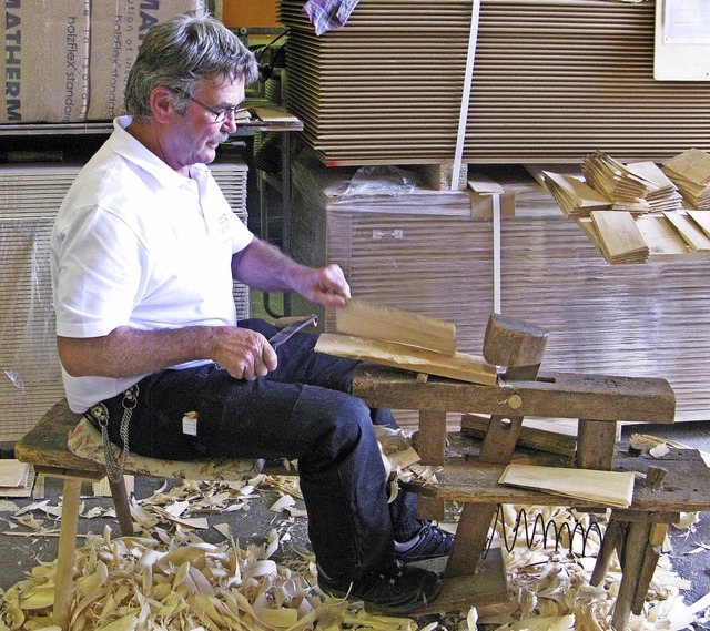 Auch altes Handwerk,  wie das Schindel...l beim Biosphrenfest gezeigt werden.   | Foto: Ulrike Spiegelhalter