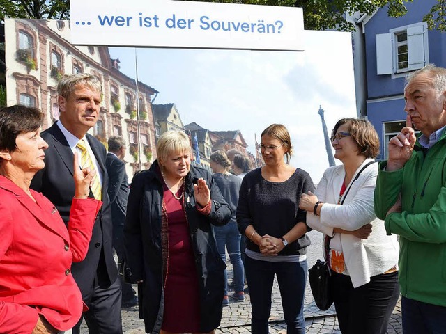 Die Diskussionsrunde (v.l.): Elvira Dr...ndel, Karin Binder, Norbert Groklaus  | Foto: Moritz Lehmann