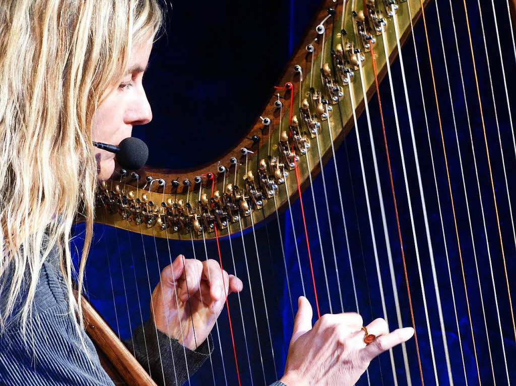 Susanne Liedtke trat mit ihrer Harfe auf.