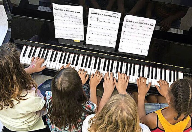 Die Jungpianisten werden von erfahrenen Musikern geschult.   | Foto: Privat