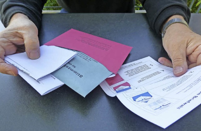 Der Versand der Briefwahlunterlagen kostet die Rathuser Zeit und Geld.  | Foto: Andrea gallien