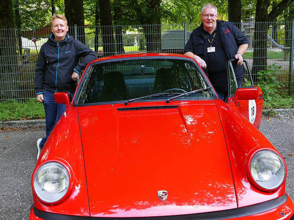 Wenn der Vater mit dem Sohne - Wolfgang Mller und Sohn Max aus Wehr gingen mit ihrem Porsche 911 SC 3,2  an den Start.