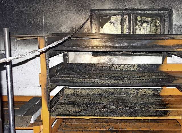 In Brand geraten war ein Regal im Keller eines Gebudes in der Waldallee.   | Foto: Olaf Thor