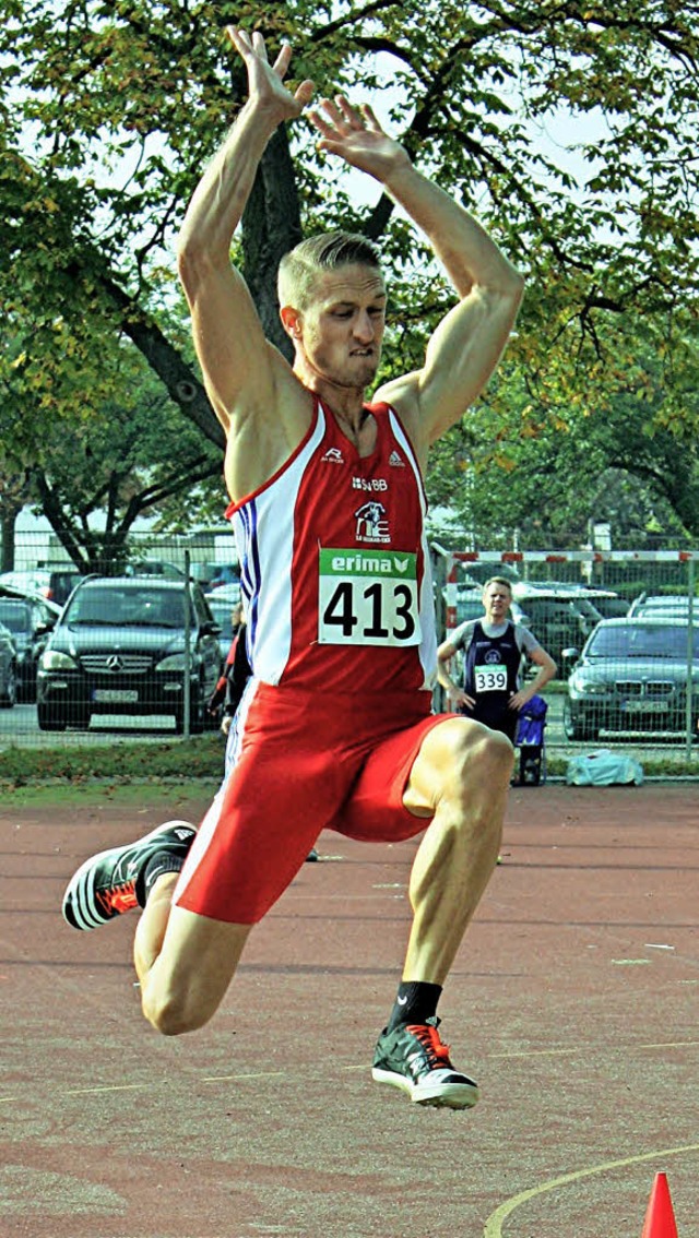 <BZ-FotoAnlauf>Leichtathletik:</BZ-FotoAnlauf> Matthias Laube beim Weitsprung.   | Foto:  Privat