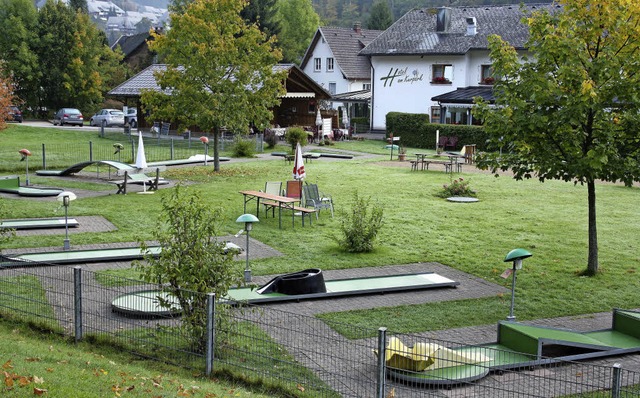 Wie geht es weiter mit der Minigolf-An...Anlage weiter betrieben werden kann.    | Foto: Andreas Bhm