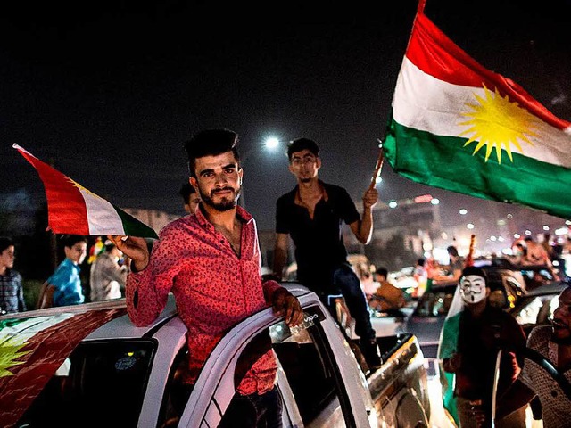 In Erbil feiern Kurden die Zustimmung der Whler fr einen unabhngigen Staat.   | Foto: DPA