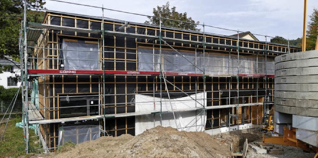 Noch sieht es auf der Baustelle nicht ...tte 2018 soll aber alles fertig sein.   | Foto: E. Bischoff