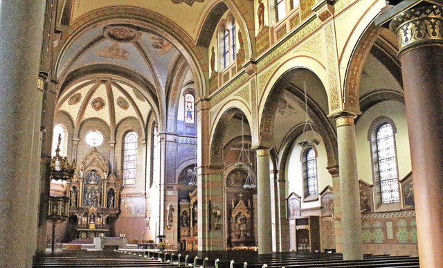 Der Innenraum der  Stadtkirche ist umfassend saniert.   | Foto: Dagobert Maier