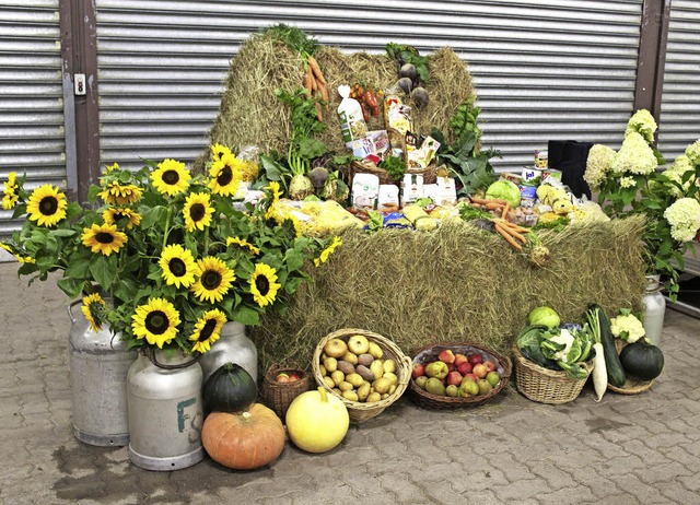 Die Gaben fr das Erntedankfest werden dem Schopfheimer Tafelladen gestiftet.   | Foto: Privat