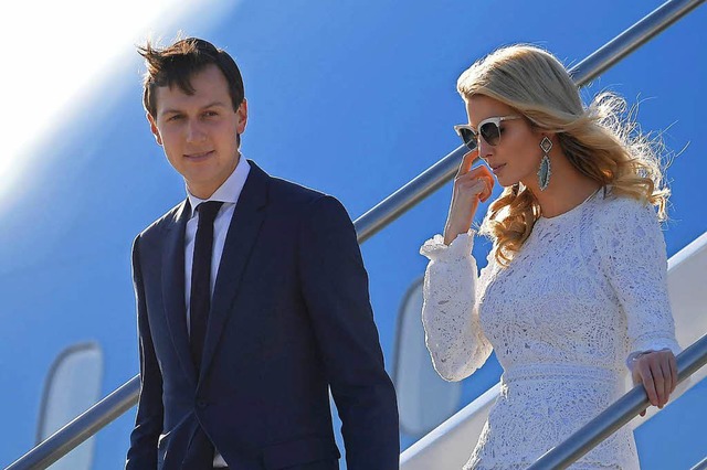Jared Kushner (l.) und Ivanka Trump.  | Foto: AFP