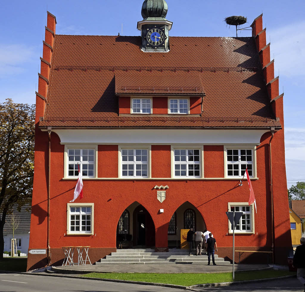 Ein rotes Haus für alle - Donaueschingen - Badische Zeitung