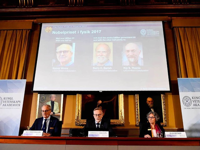 Die US-Wissenschaftler Barry Barish,  ...istrger des Physik-Nobelpreises 2017.  | Foto: AFP
