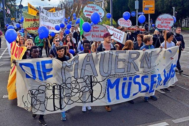 Demo fr liberalere Flchtlingspolitik in der Innenstadt