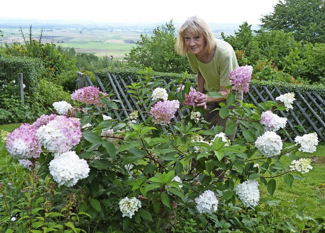 Ursula Fischer ist jeden Tag in der gr... schn, das Klima dafr rau und hart.   | Foto: Gabi Lendle