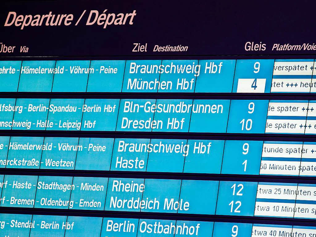 … wie diese Anzeigentafel im Hauptbahnhof Hannover deutlich macht.