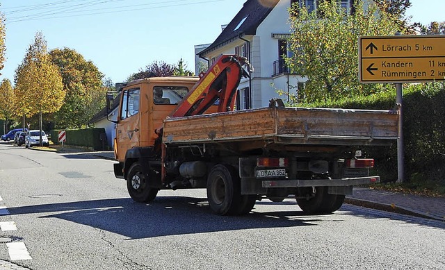 Immer mehr Lastwagen auf den Straen &...s sorgt bei den Brgern fr Verdruss.   | Foto: FREY