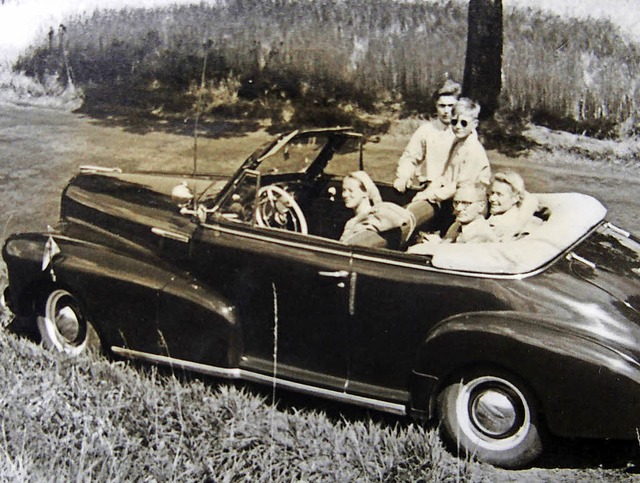 Autos waren in den 1950er Jahren in St...riengsten deshalb eine Besonderheit.   | Foto: Archiv T. Mutter