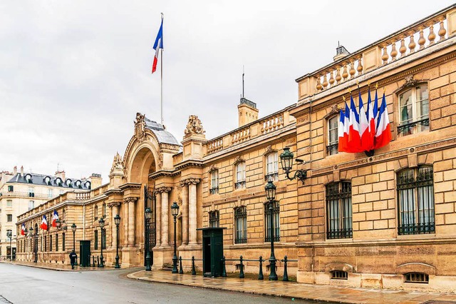 Als wre es fr einen Knig: Im lyse-Palast in Paris wohnt der Prsident.  | Foto: -