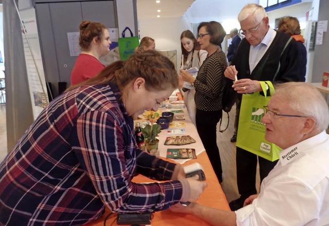 Die messe bot Beratung und Informationen...  | Foto: Johanna Hoegg