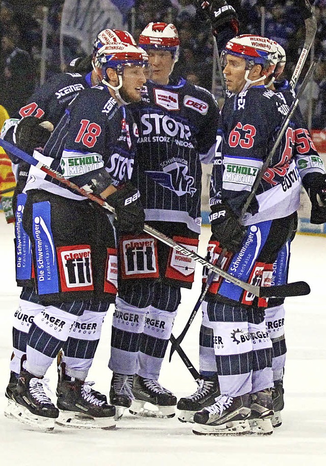 Ein Abend zum Feiern. Im Heimspiel geg... den Wild Wings ein famoser 5:1-Sieg.   | Foto: dieter reinhardt