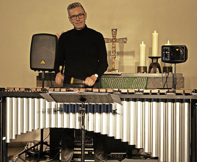 Helmut Kandert prsentierte das Marimbaphon.    | Foto: Maria Schlageter