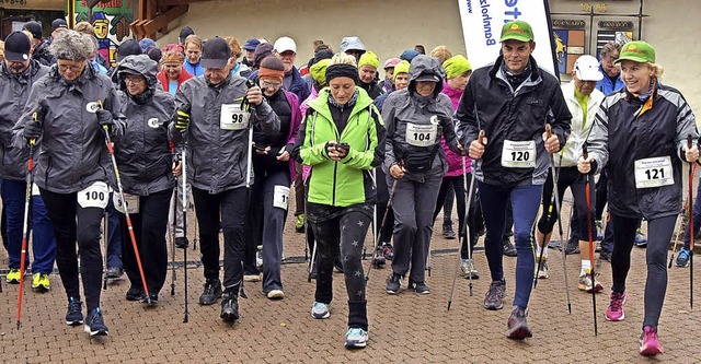 Gutgelaunt machen sich die Luferinnen...Stefan Dorfmeister mit Ehefrau Petra.   | Foto: Stefan Pichler