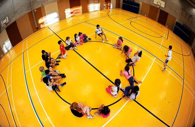 Zu wenig Bewegung im Sportunterricht? Das muss nicht sein.  | Foto: Daniel Reinhardt