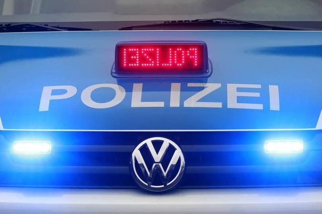 Ungesicherte Ladung verursacht Unfall auf B 294 bei Denzlingen