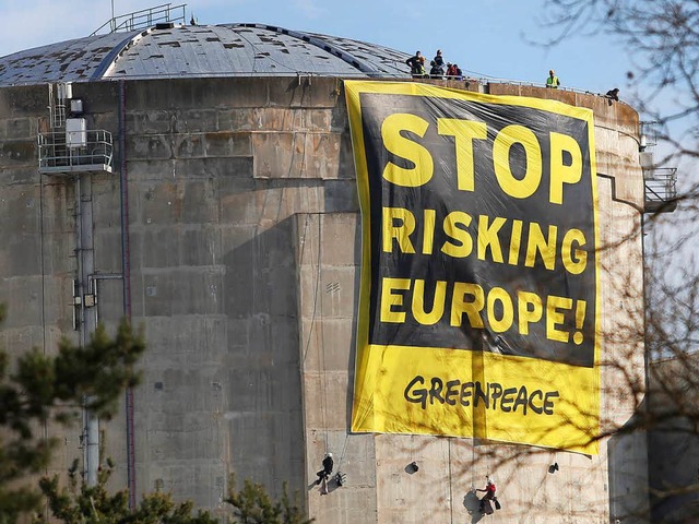 Im Mrz 2014 hatten Greenpeace-Aktivisten das Atomkraftwerk Fessenheim besetzt.  | Foto: Oliver Huber