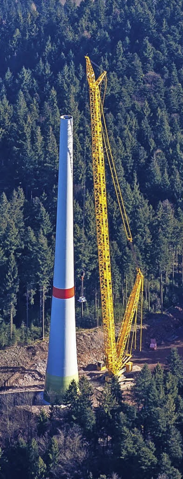 Bau der Windkraftanlagen auf dem Rauhkasten/Steinfirst   | Foto: Mabi